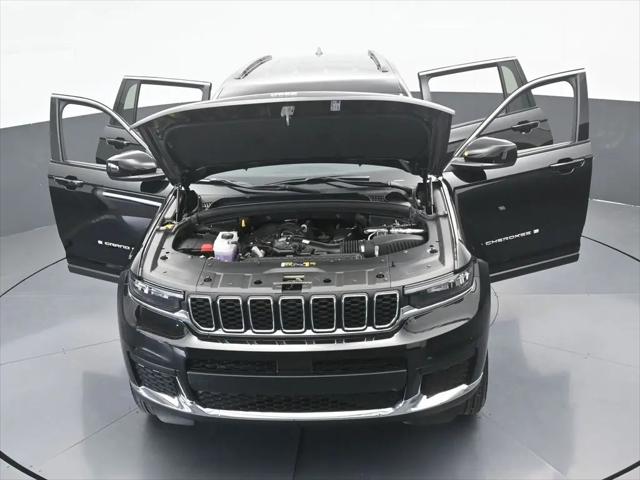 2026 Jeep Grand Cherokee L Laredo 4x2