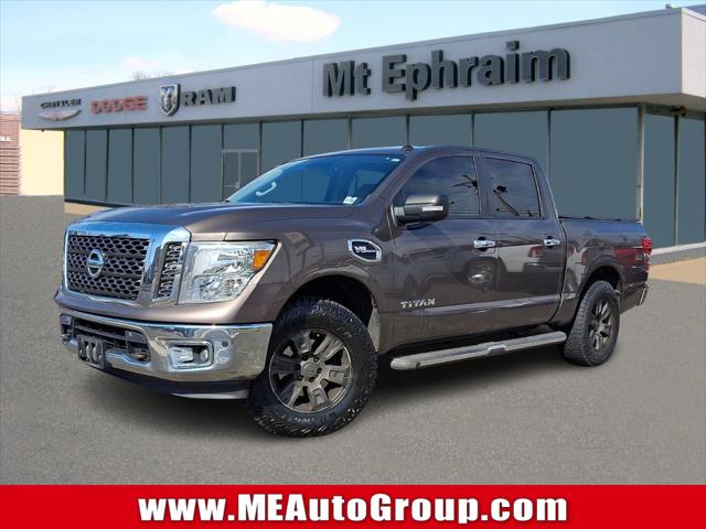 2017 Nissan TITAN SV