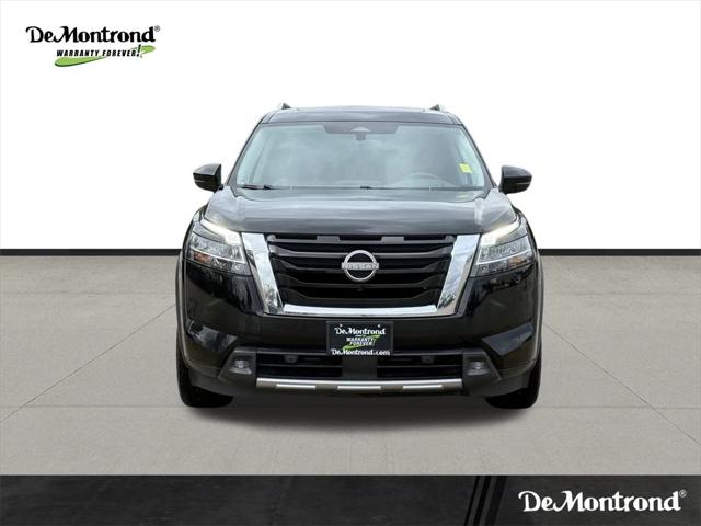 2022 Nissan Pathfinder Platinum 2WD