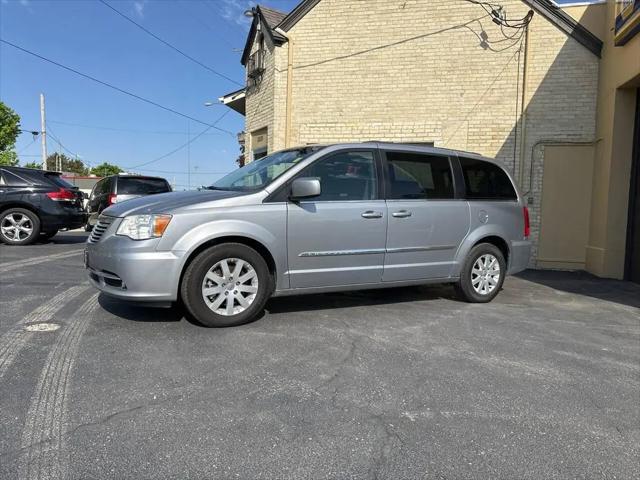 2015 Chrysler Town & Country Touring for sale in Watertown, WI