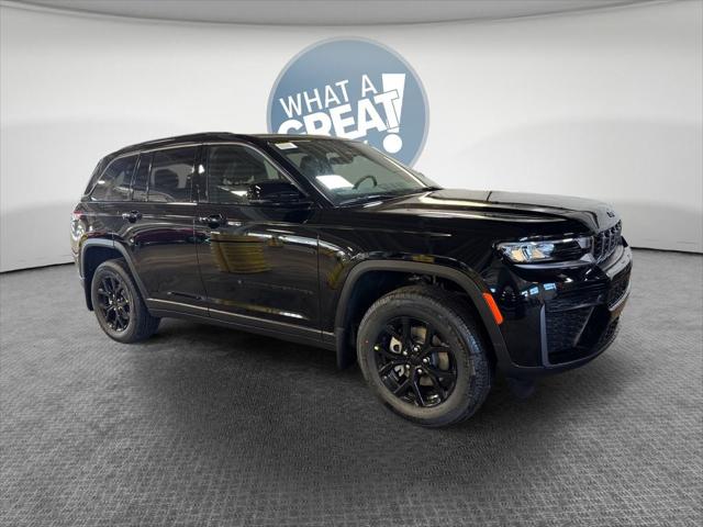 2026 Jeep Grand Cherokee GRAND CHEROKEE LAREDO ALTITUDE 4X4