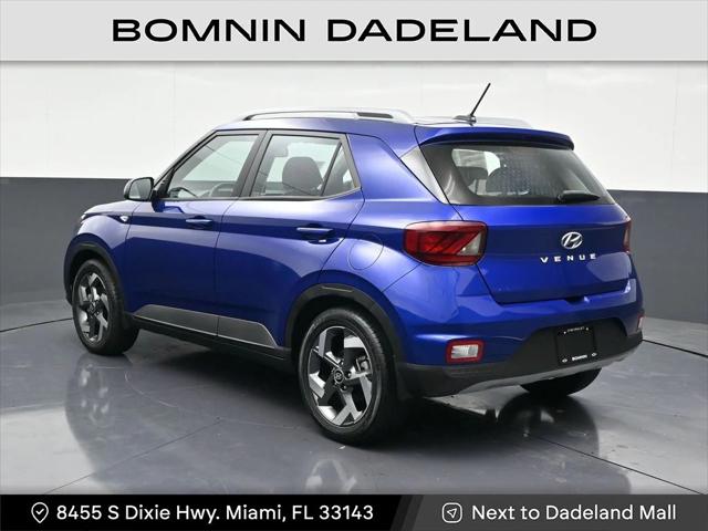 2023 Hyundai Venue Limited 2023 Hyundai Venue Limited