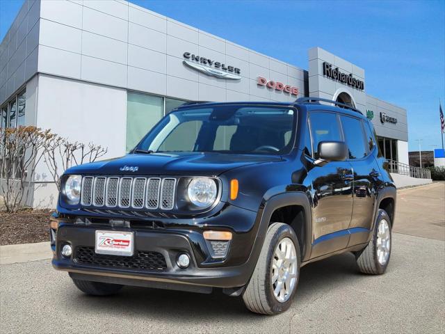 2022 Jeep Renegade Latitude 4x4 2022 Jeep Renegade Latitude 4x4