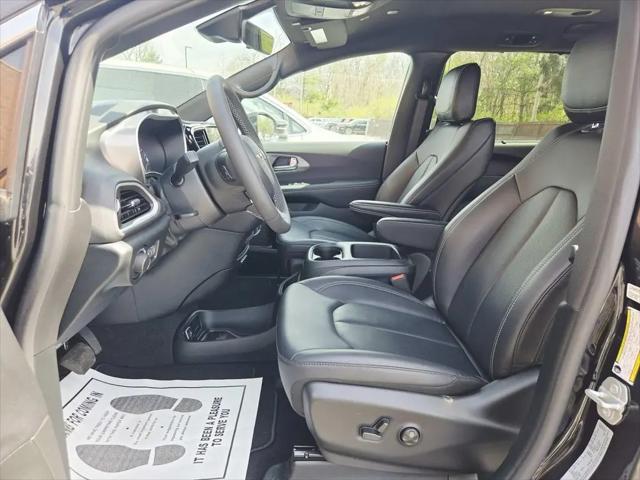 2026 Chrysler Voyager LX