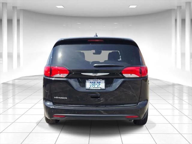 2026 Chrysler Voyager LX