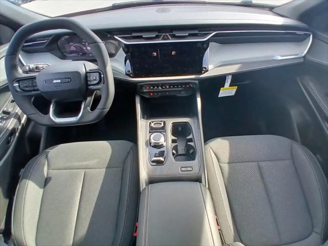 2026 Jeep Cherokee Laredo 4x4