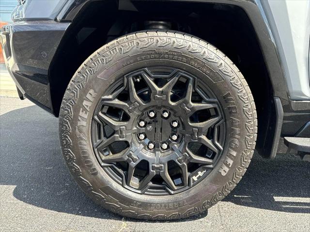 2025 GMC HUMMER EV 2X e4WD