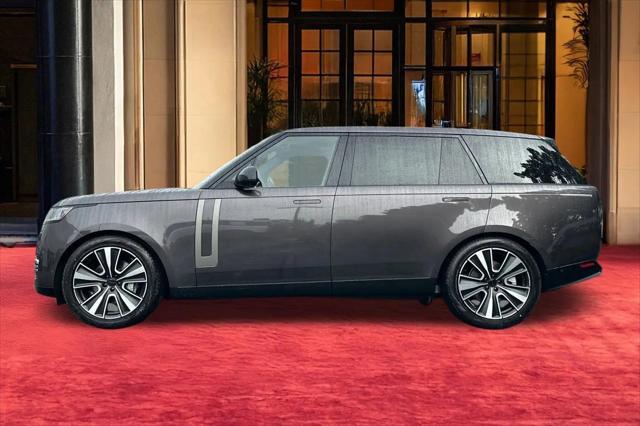 2026 Land Rover Range Rover P400 SE 7 Seat