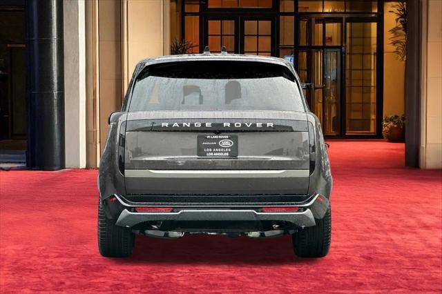 2026 Land Rover Range Rover P400 SE 7 Seat
