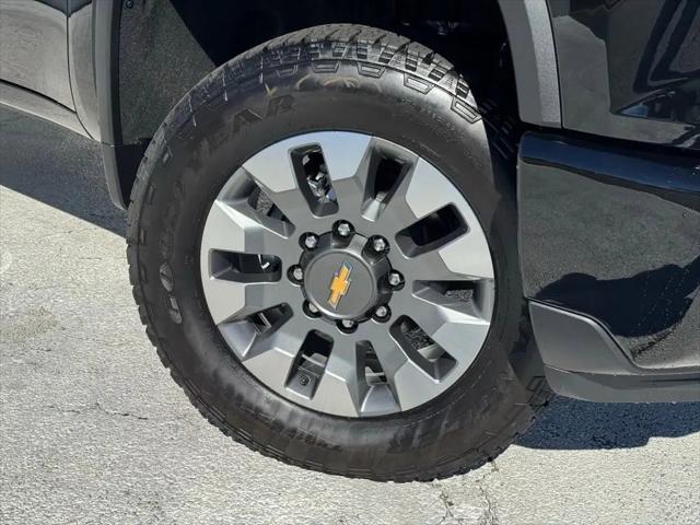 2026 Chevrolet Silverado 2500HD Crew Cab, Standard Bed, WT, 4WD