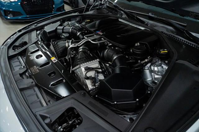 2016 BMW M5 Standard