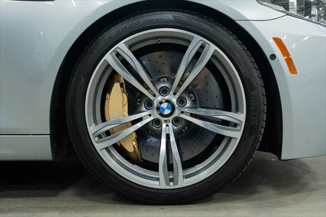 2016 BMW M5 Standard