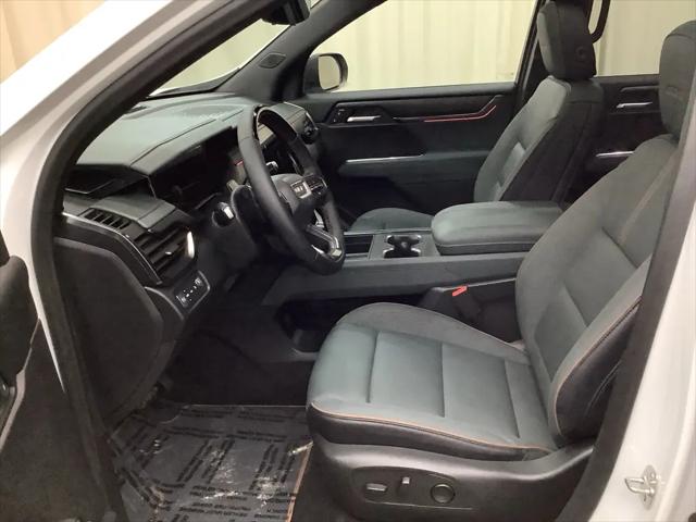 2026 GMC Acadia AT4 AWD
