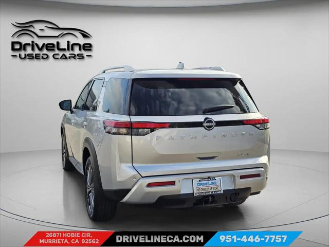 2025 Nissan Pathfinder SL 4WD