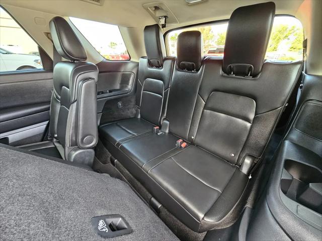 2025 Nissan Pathfinder SL 4WD