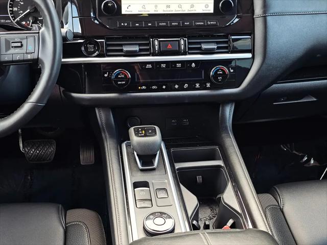 2025 Nissan Pathfinder SL 4WD