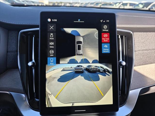 2026 Volvo XC90 Plug-In Hybrid Plus, T8 AWD, Electric/Gasoline, Bright, 7 Seats