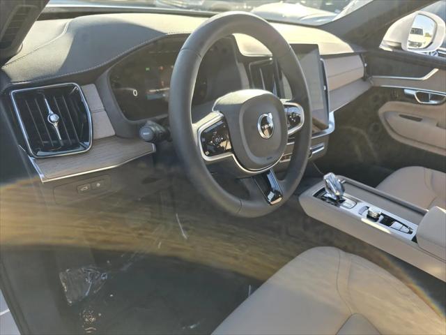 2026 Volvo XC90 Plug-In Hybrid Core, T8 AWD, Electric/Gasoline, Bright, 7 Seats