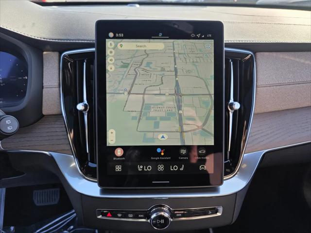 2026 Volvo XC90 Plug-In Hybrid Core, T8 AWD, Electric/Gasoline, Bright, 7 Seats