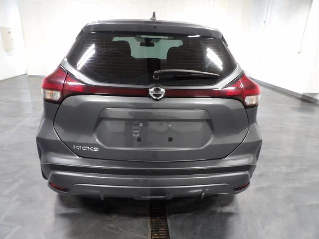 2021 Nissan Kicks S Xtronic CVT