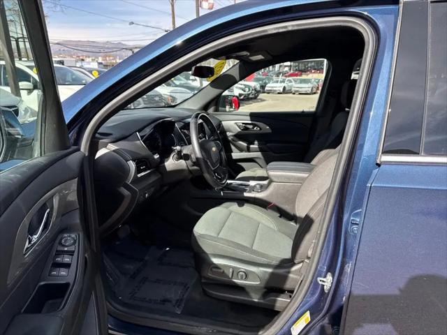 2022 Chevrolet Traverse FWD LT Cloth