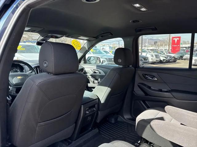 2022 Chevrolet Traverse FWD LT Cloth