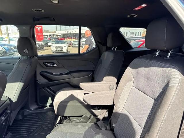 2022 Chevrolet Traverse FWD LT Cloth