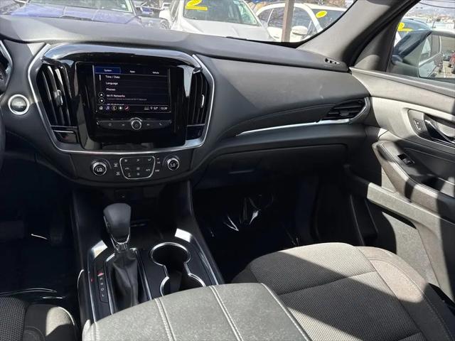 2022 Chevrolet Traverse FWD LT Cloth