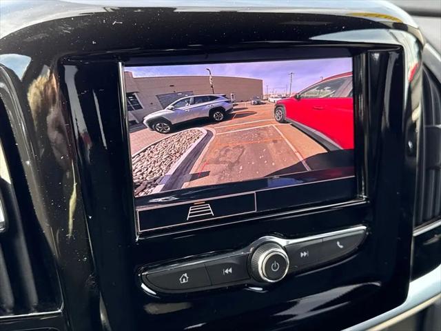 2022 Chevrolet Traverse FWD LT Cloth