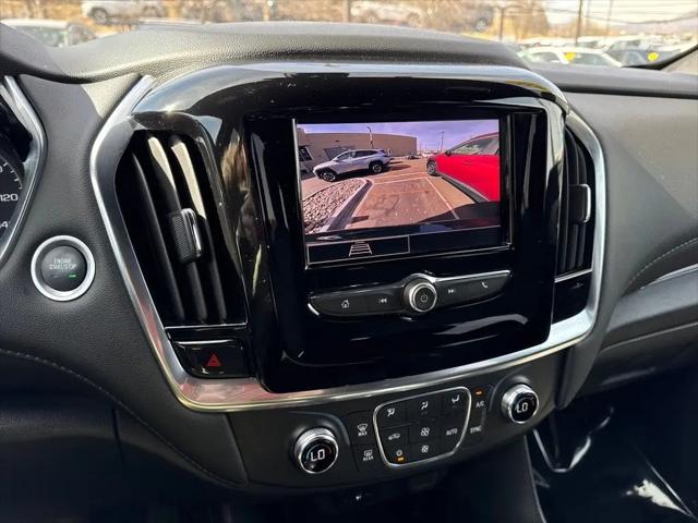 2022 Chevrolet Traverse FWD LT Cloth