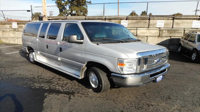 2012 Ford E-350 Super Duty XL