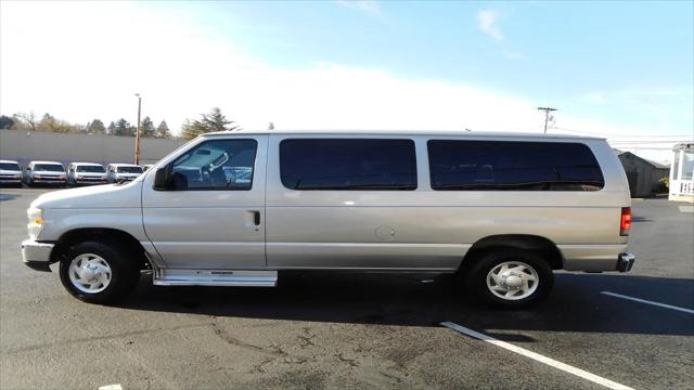 2012 Ford E-350 Super Duty XL