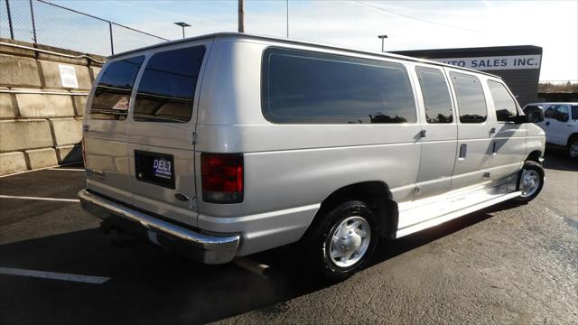 2012 Ford E-350 Super Duty XL
