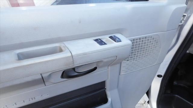 2012 Ford E-350 Super Duty XL