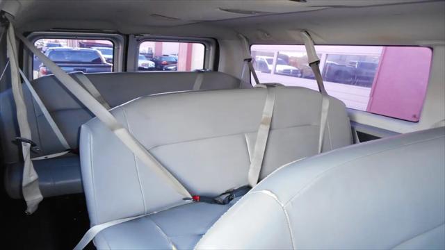 2012 Ford E-350 Super Duty XL