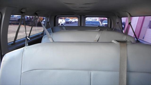 2012 Ford E-350 Super Duty XL