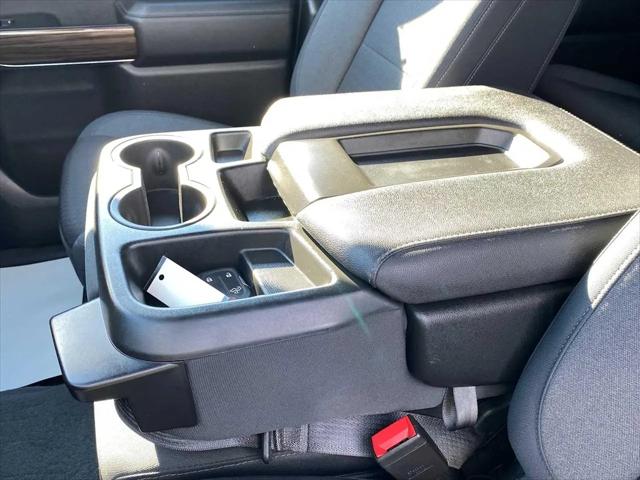 2021 Chevrolet Silverado 1500 4WD Crew Cab Short Bed LT