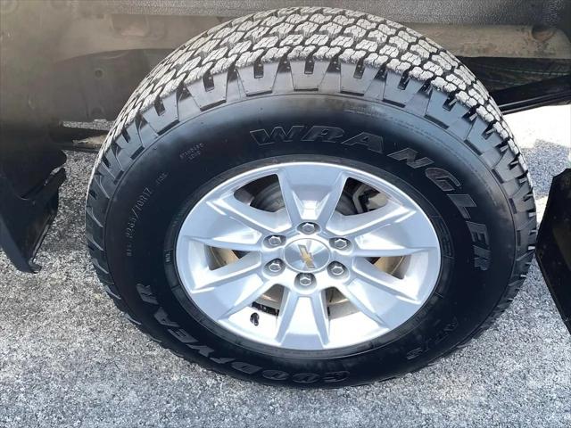 2021 Chevrolet Silverado 1500 4WD Crew Cab Short Bed LT