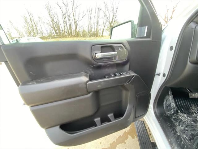 2026 GMC Sierra 1500 Crew Cab, Short Bed, Pro, 4WD
