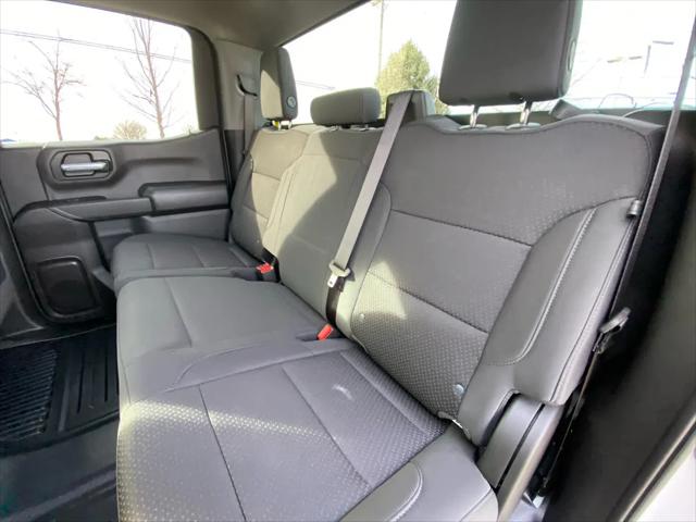 2026 GMC Sierra 1500 Crew Cab, Short Bed, Pro, 4WD