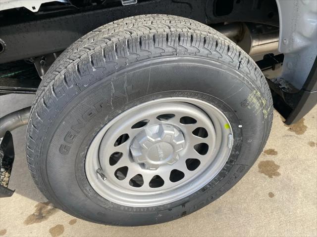 2026 GMC Sierra 1500 Crew Cab, Short Bed, Pro, 4WD