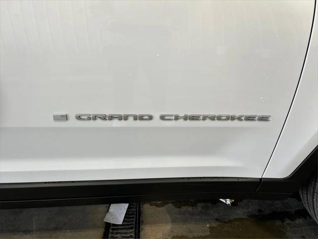 2026 Jeep Grand Cherokee Laredo 4x4