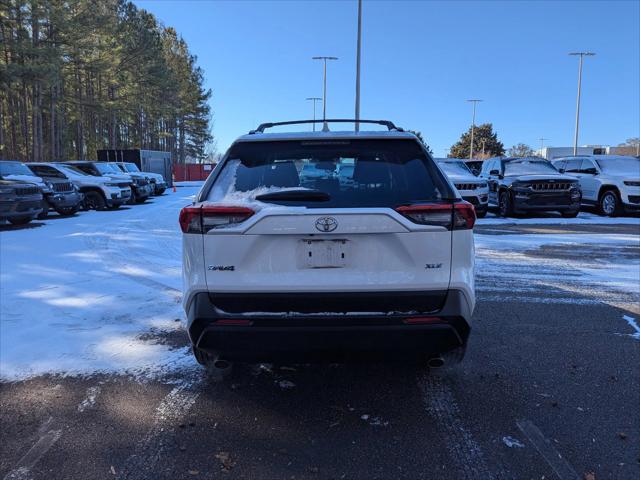 2020 Toyota RAV4 XLE Premium