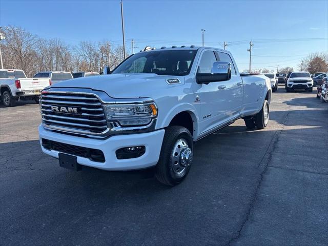 2024 Ram 3500 Limited Longhorn Crew Cab 4x4 8' Box