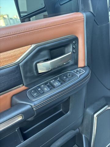 2024 Ram 3500 Limited Longhorn Crew Cab 4x4 8' Box