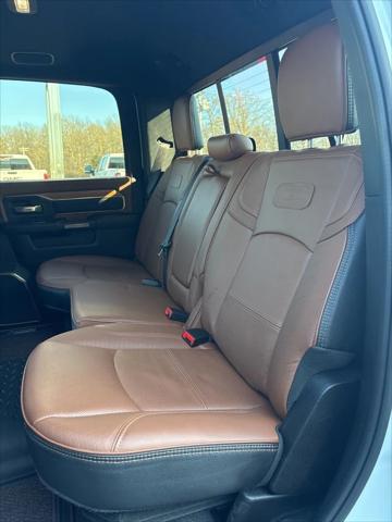2024 Ram 3500 Limited Longhorn Crew Cab 4x4 8' Box