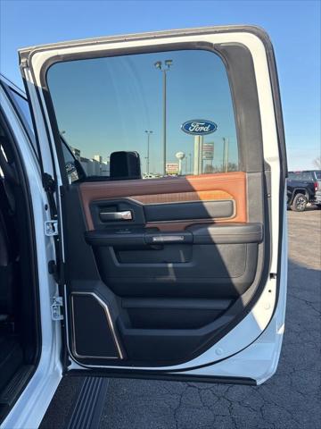 2024 Ram 3500 Limited Longhorn Crew Cab 4x4 8' Box