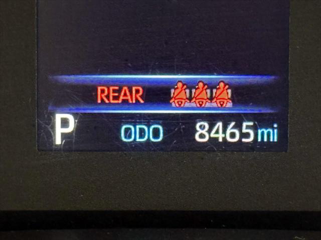 2024 Toyota Corolla LE [28]