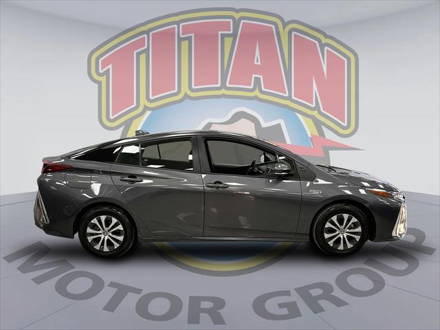 2022 Toyota Prius Prime LE [1]