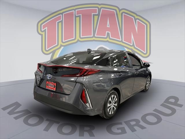 2022 Toyota Prius Prime LE [2]